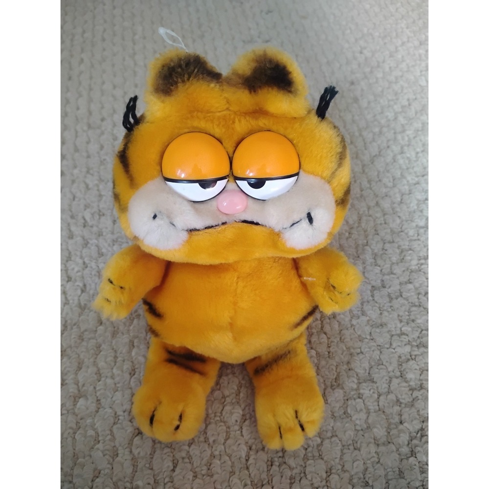 Vintage Garfield 1981 9" Sitting Plush Fun Farm
